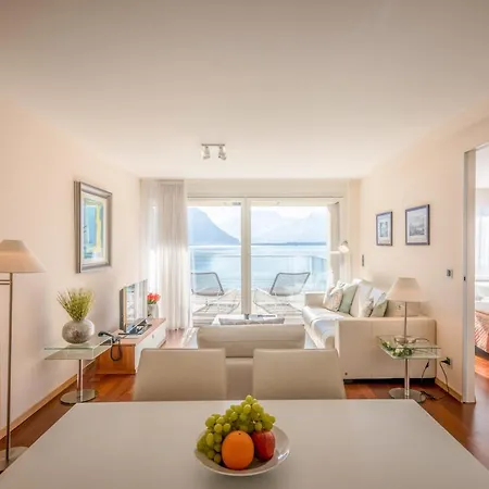 Les Residences Du National De アパート *